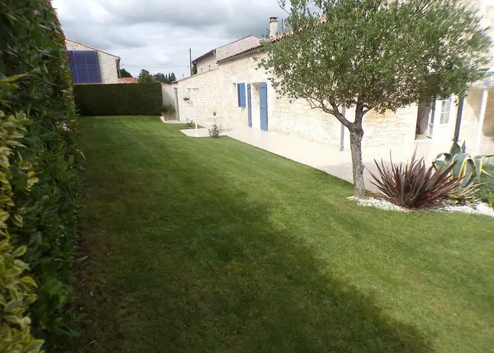 L'oasis 4* Port-dʼEnvaux